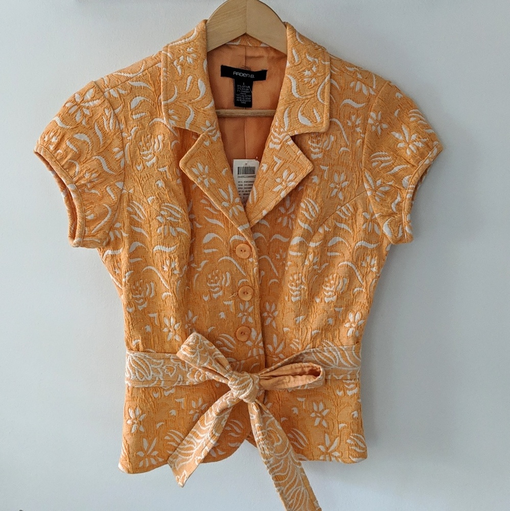 Arden B Springtime Cropped Belted Jacket - Picture 1 of 7